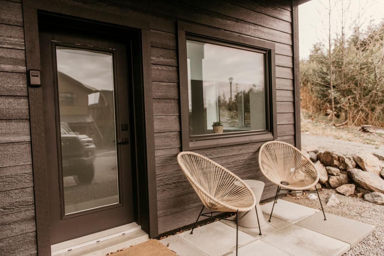 Drift West Coast Getaway Hotel Ucluelet Exterior photo